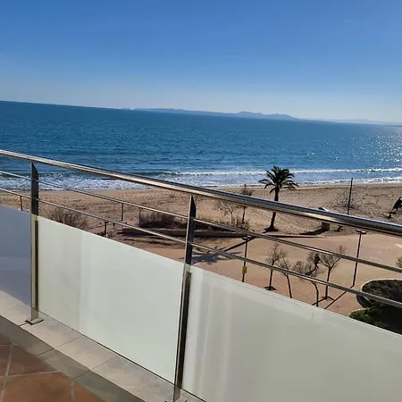 Primera Linea Con Vistas Al Mar